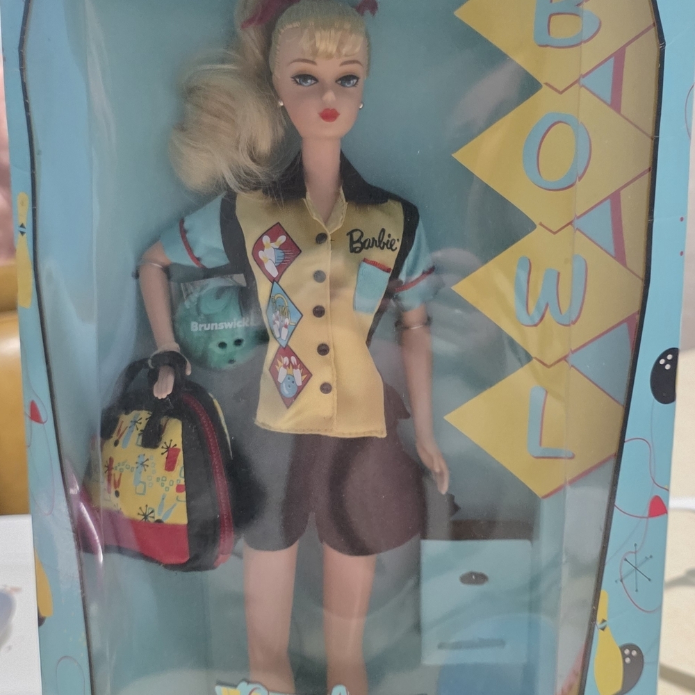 Barbie Bowling Doll with Yellow and Black Outfit
